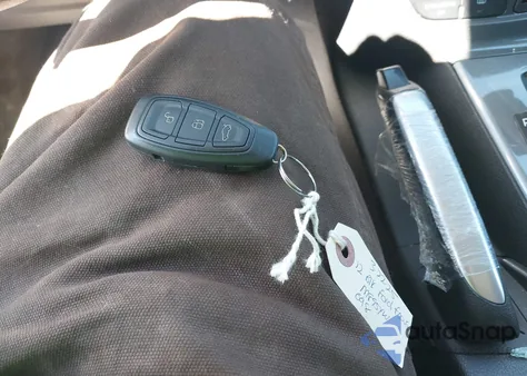 2012 Ford Focus Titanium из США, поврежденный, VIN 1FAHP3N28CL260018